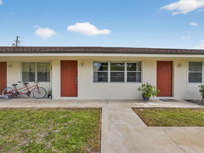 8585 Church St SE, Hobe Sound, FL 33455