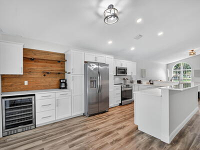 1891 Oak Berry Circle, Wellington, FL 33414