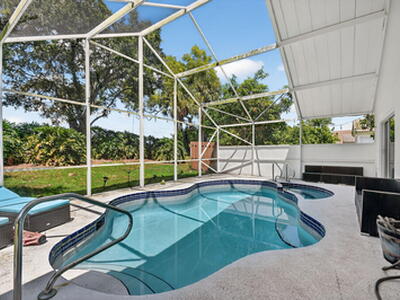 1891 Oak Berry Circle, Wellington, FL 33414