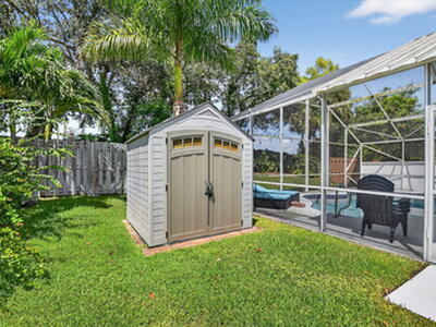 1891 Oak Berry Circle, Wellington, FL 33414