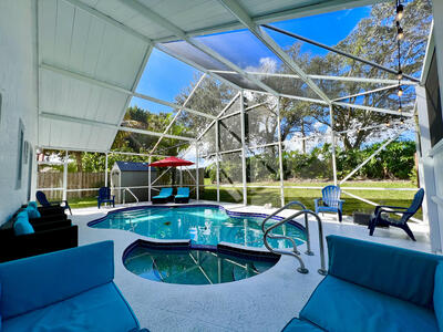 1891 Oak Berry Circle, Wellington, FL 33414