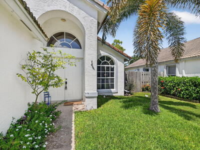 1891 Oak Berry Circle, Wellington, FL 33414