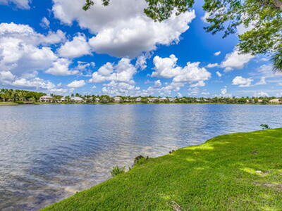 1891 Oak Berry Circle, Wellington, FL 33414