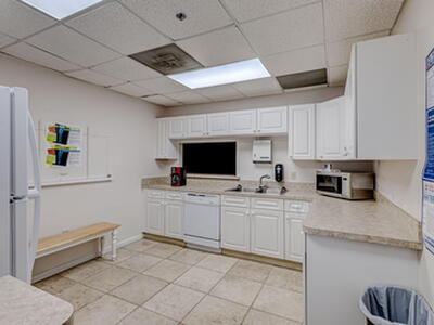 1891 Oak Berry Circle, Wellington, FL 33414