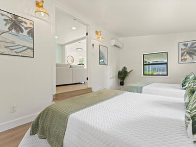 721 Dobbins Street, West Palm Beach, FL 33405