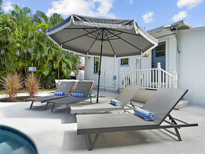 721 Dobbins Street, West Palm Beach, FL 33405