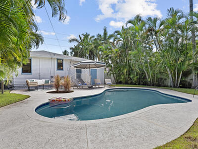 721 Dobbins Street, West Palm Beach, FL 33405