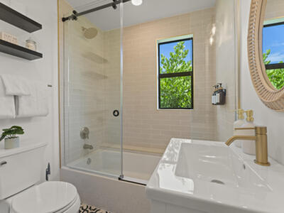 721 Dobbins Street, West Palm Beach, FL 33405