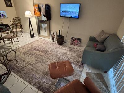 3121 NW 47th Terrace, Lauderdale Lakes, FL 33319