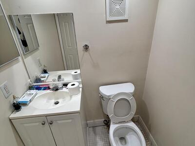 3121 NW 47th Terrace, Lauderdale Lakes, FL 33319