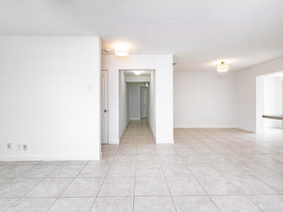 121 SW 2nd Avenue, Boca Raton, FL 33432