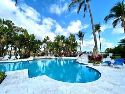 3606 S Ocean Boulevard, Highland Beach, FL 33487