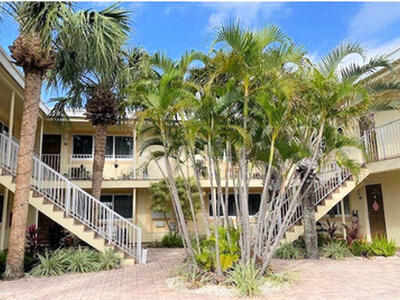 1649 SE 4th Street, Deerfield Beach, FL 33441