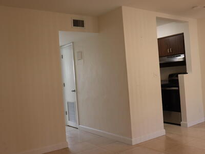 1649 SE 4th Street, Deerfield Beach, FL 33441