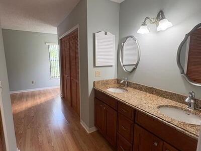 400 SW Buxton Avenue, Port Saint Lucie, FL 34983