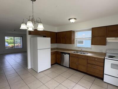 9221 W Highland Pines Drive, Palm Beach Gardens, FL 33418