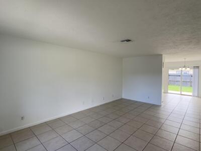 9221 W Highland Pines Drive, Palm Beach Gardens, FL 33418