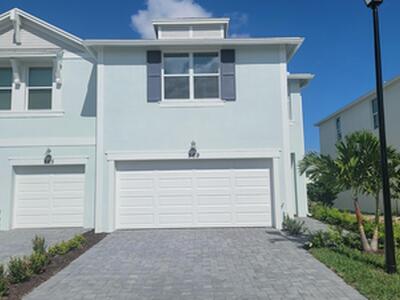 569 Salisbury Circle