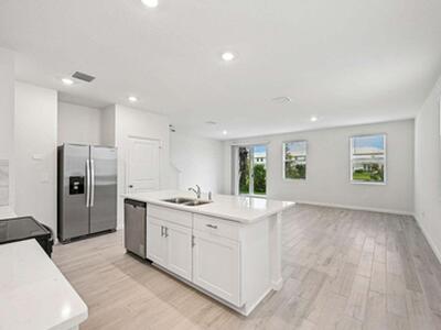 569 Salisbury Circle, Fort Pierce, FL 34982