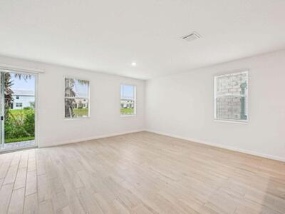 569 Salisbury Circle, Fort Pierce, FL 34982