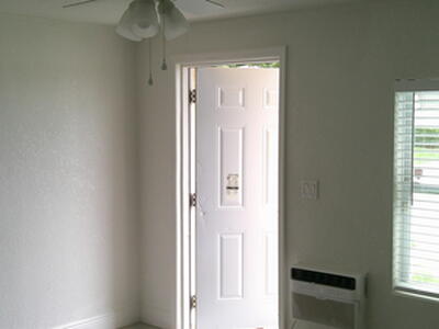 900 W 9th Street 1, Riviera Beach, FL 33404