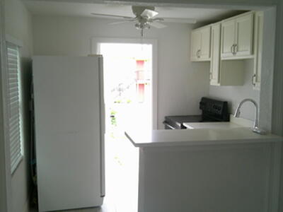 900 W 9th Street 1, Riviera Beach, FL 33404