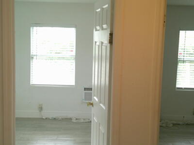 900 W 9th Street 1, Riviera Beach, FL 33404