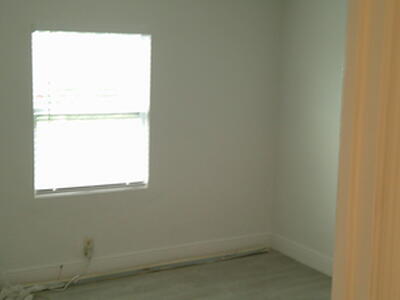 900 W 9th Street 1, Riviera Beach, FL 33404