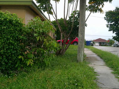 900 W 9th Street 1, Riviera Beach, FL 33404