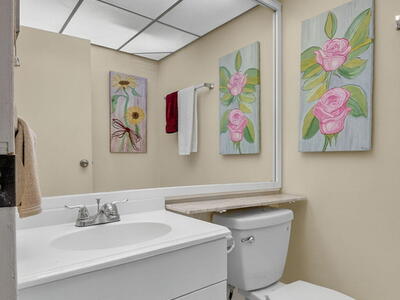 359 Saxony H, Delray Beach, FL 33446