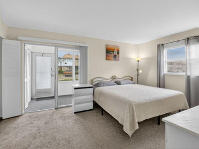 359 Saxony H, Delray Beach, FL 33446