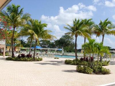 359 Saxony H, Delray Beach, FL 33446