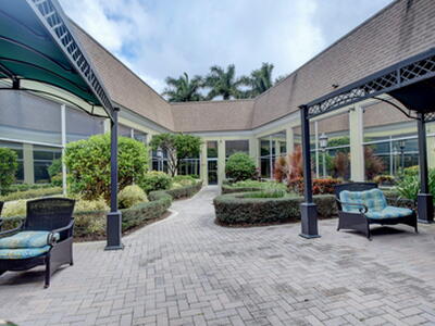 359 Saxony H, Delray Beach, FL 33446