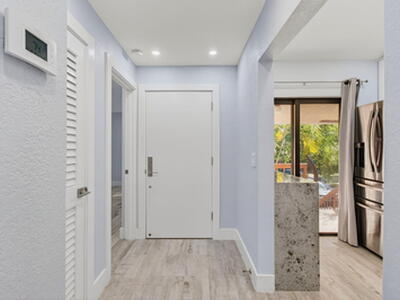 3939 NE 5th Avenue, Boca Raton, FL 33431