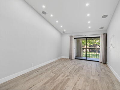 3939 NE 5th Avenue, Boca Raton, FL 33431