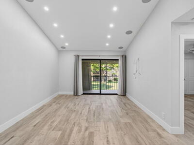 3939 NE 5th Avenue, Boca Raton, FL 33431