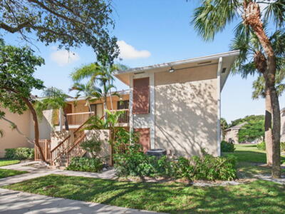 3939 NE 5th Avenue, Boca Raton, FL 33431