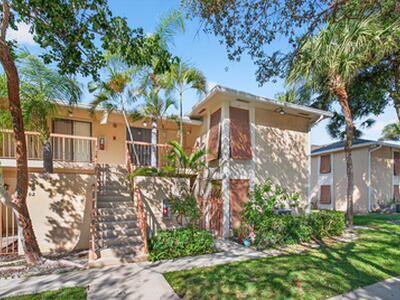 3939 NE 5th Avenue, Boca Raton, FL 33431