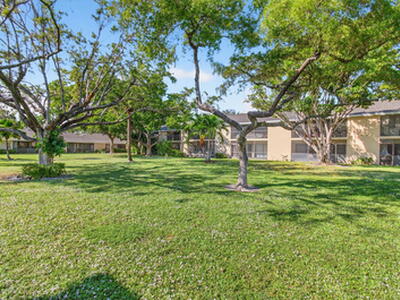 3939 NE 5th Avenue, Boca Raton, FL 33431