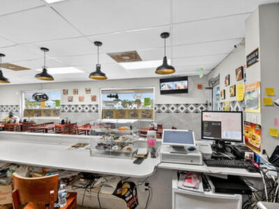 1541 W Blue Heron Boulevard, Riviera Beach, FL 33404