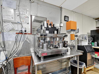 1541 W Blue Heron Boulevard, Riviera Beach, FL 33404