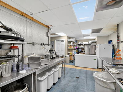 1541 W Blue Heron Boulevard, Riviera Beach, FL 33404