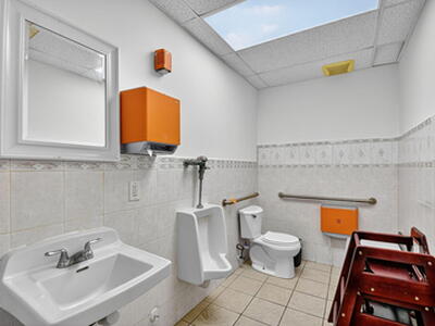 1541 W Blue Heron Boulevard, Riviera Beach, FL 33404