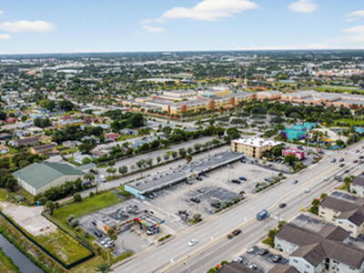 1541 W Blue Heron Boulevard, Riviera Beach, FL 33404