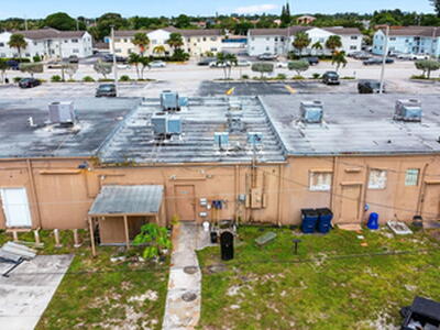 1541 W Blue Heron Boulevard, Riviera Beach, FL 33404