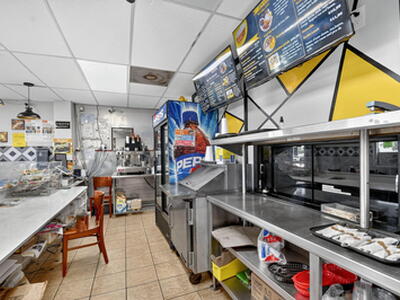 1541 W Blue Heron Boulevard, Riviera Beach, FL 33404