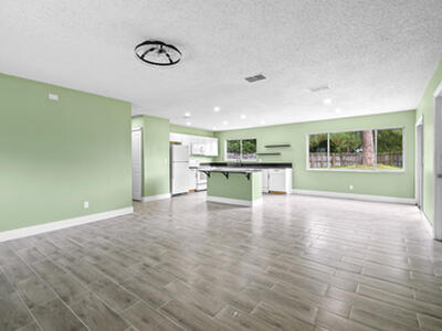 2079 SE Triumph Road, Port Saint Lucie, FL 34952