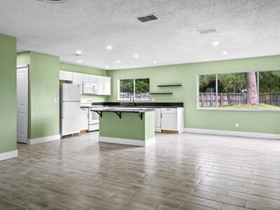 2079 SE Triumph Road, Port Saint Lucie, FL 34952