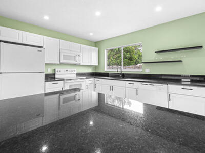 2079 SE Triumph Road, Port Saint Lucie, FL 34952