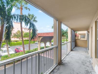 950 Ponce De Leon Road, Boca Raton, FL 33432